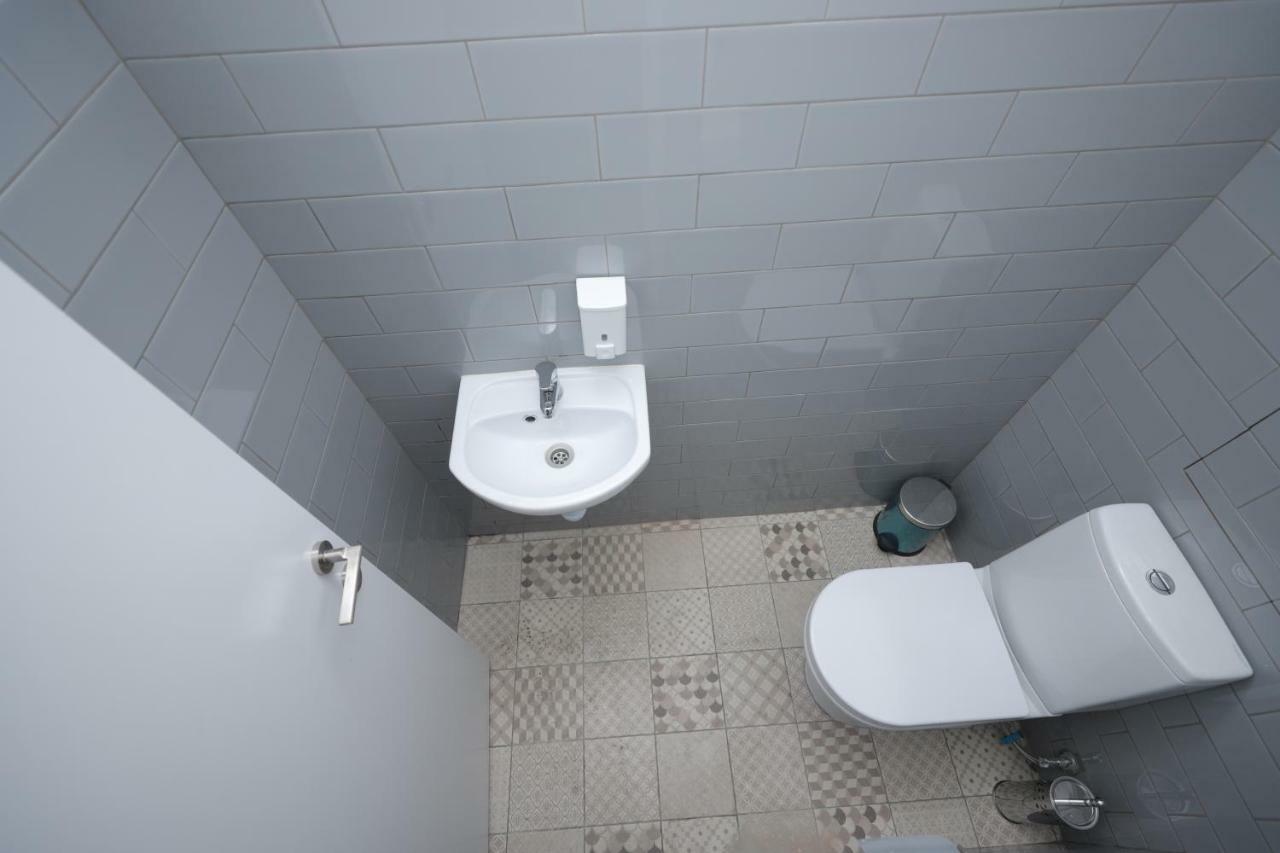 Duck Hostel Erivan Dış mekan fotoğraf