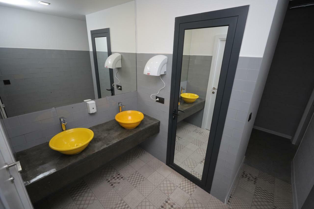 Duck Hostel Erivan Dış mekan fotoğraf