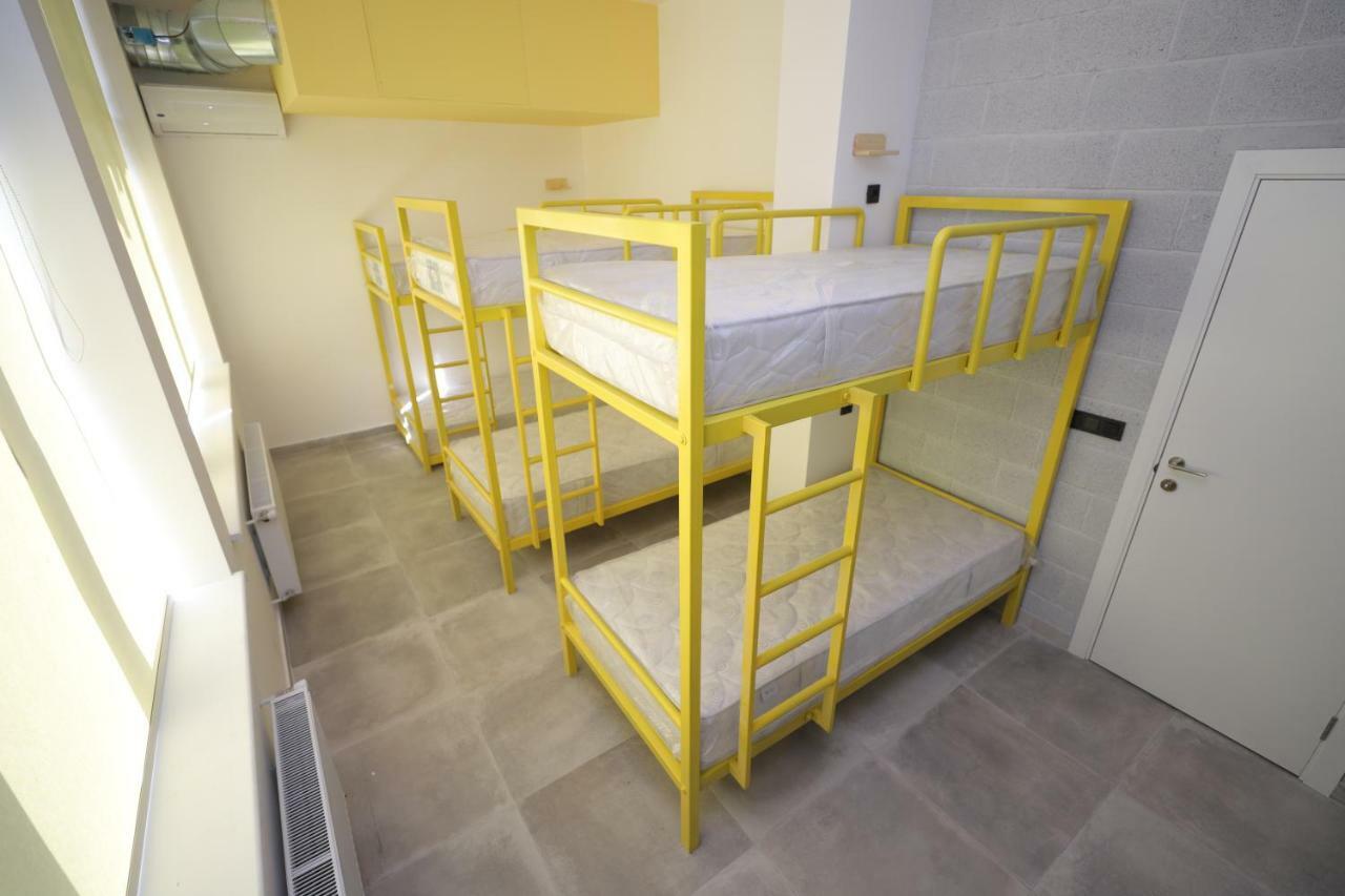 Duck Hostel Erivan Dış mekan fotoğraf