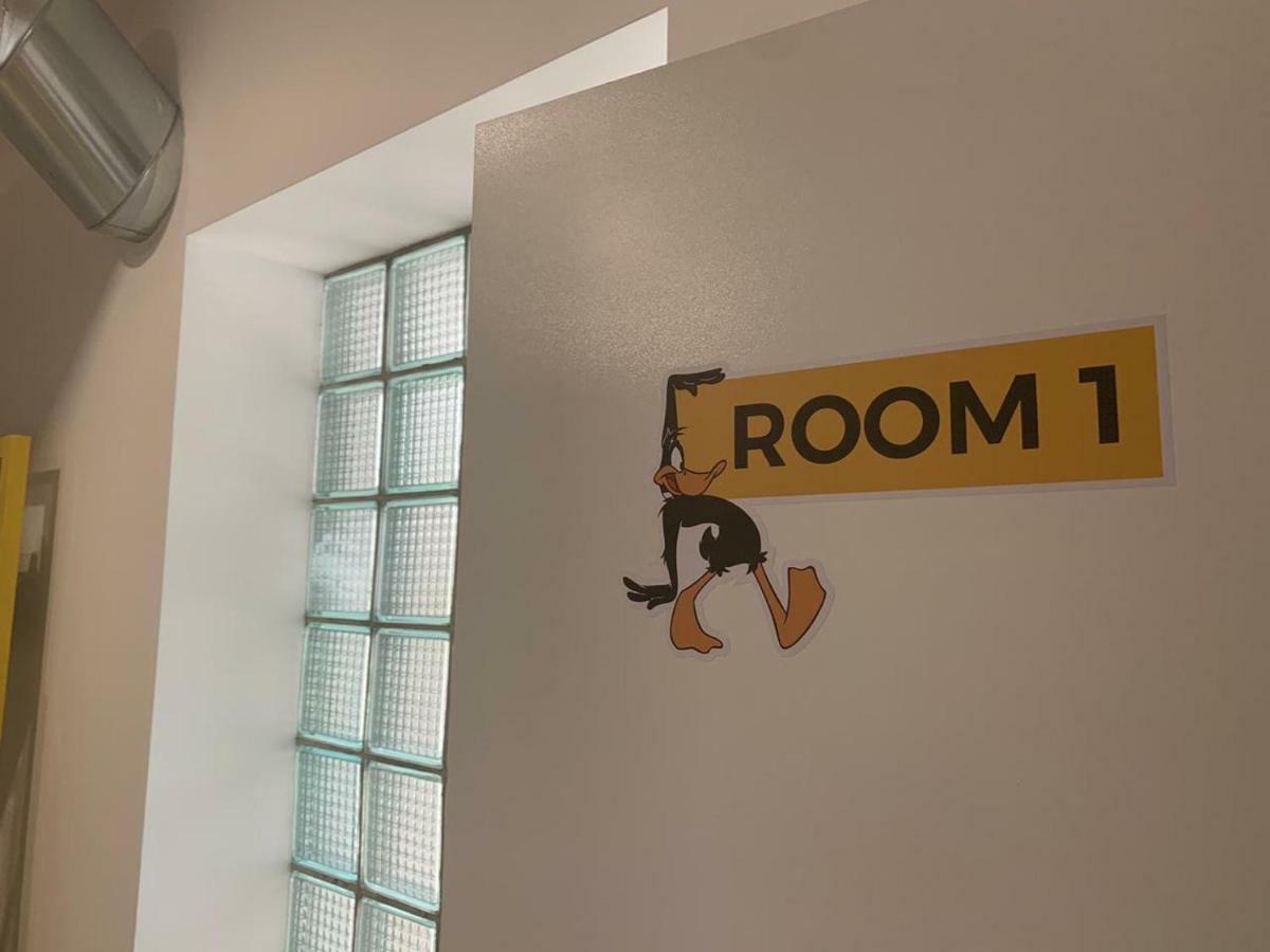 Duck Hostel Erivan Dış mekan fotoğraf