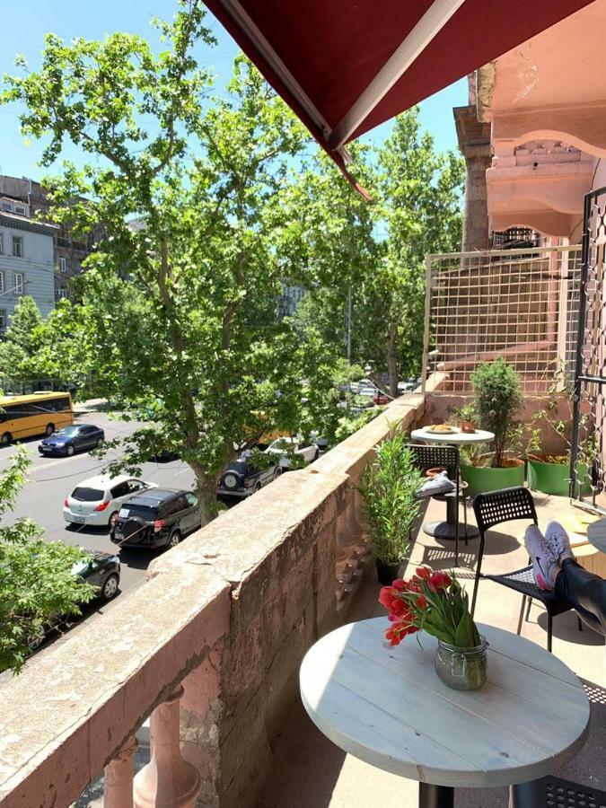 Duck Hostel Erivan Dış mekan fotoğraf