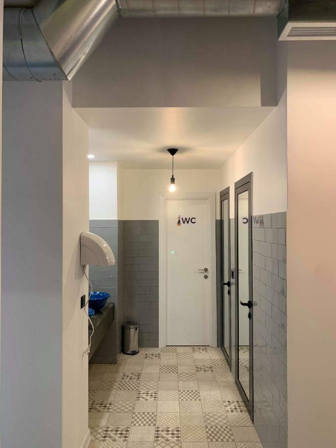Duck Hostel Erivan Dış mekan fotoğraf
