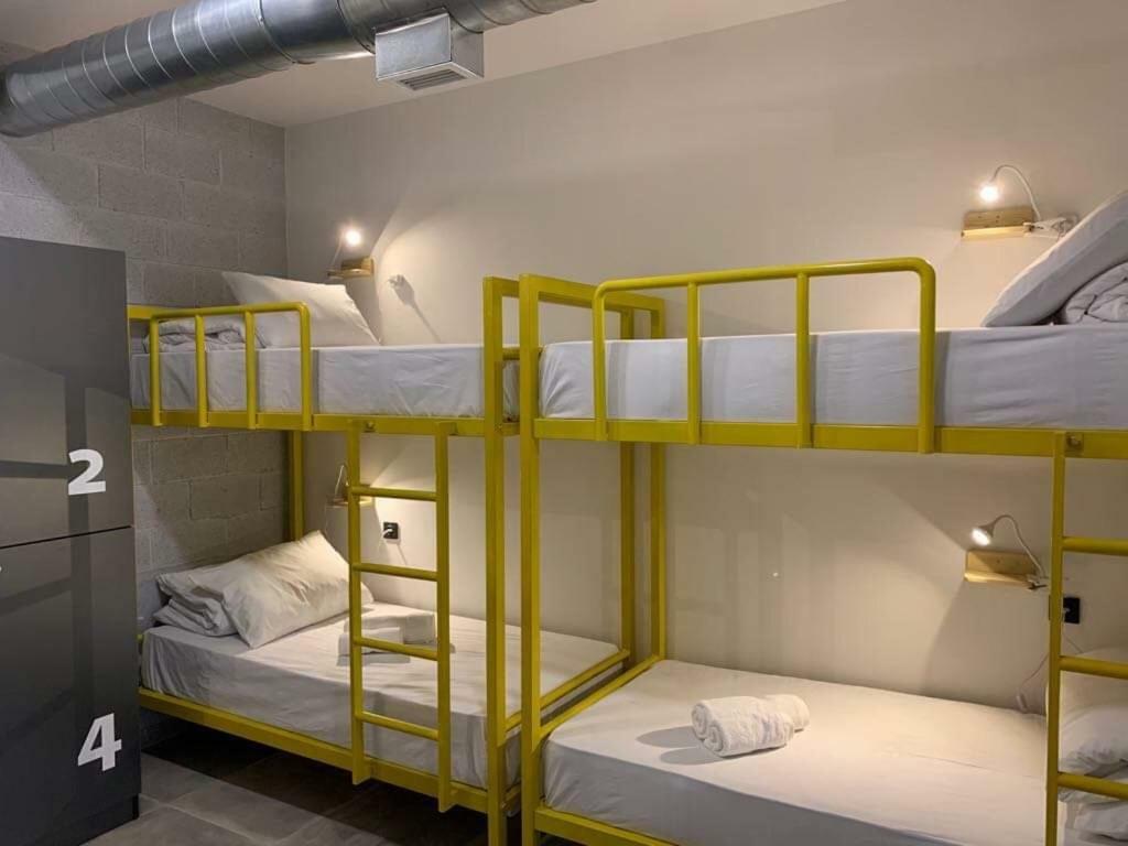 Duck Hostel Erivan Dış mekan fotoğraf